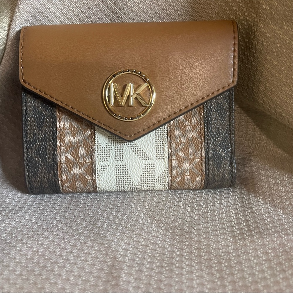 MK Carmen Color Block Logo Tri-fold Wallet